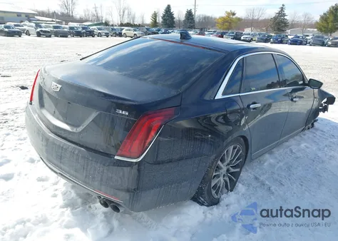 2017 Cadillac Ct6 Luxury z USA, uszkodzony, nr VIN 1G6KD5RS2HU168292